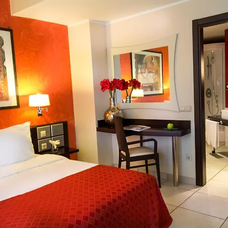 Best Western Plus Grand Hotel Victor Hugo-3